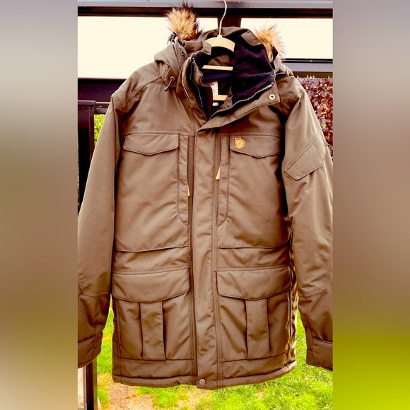 Fjallraven Other - Fjallraven Nuuk Parka Mens Size Medium Olive Color
